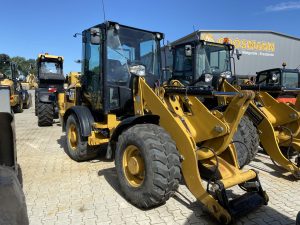 CAT 907M