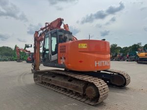 Hitachi Zaxis 225 USLC