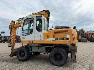 Liebherr A900C Lit.