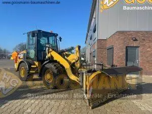 CAT 907M