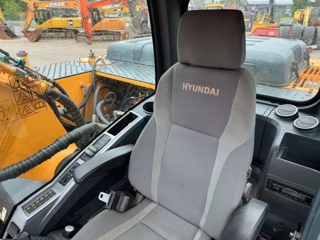 Hyundai R250NLC-9 - Image 11