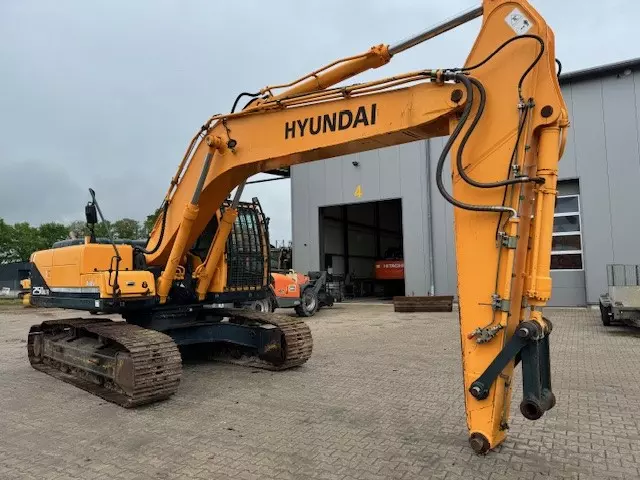 Hyundai R250NLC-9 - Image 7