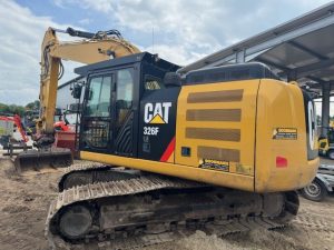CAT 326F LN