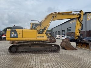 Komatsu PC 210LC-8