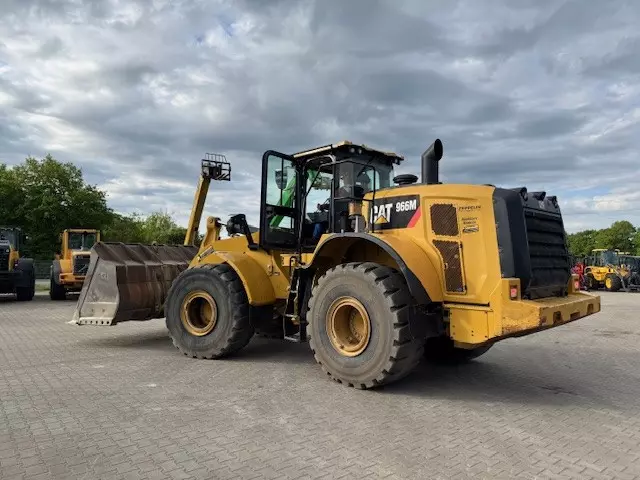 CAT 966 M - Image 4