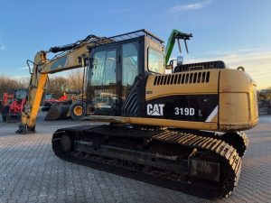 CAT 319 DL