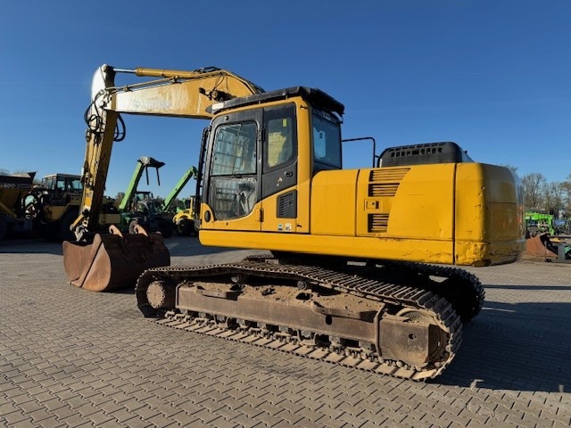 Komatsu PC210LC-8