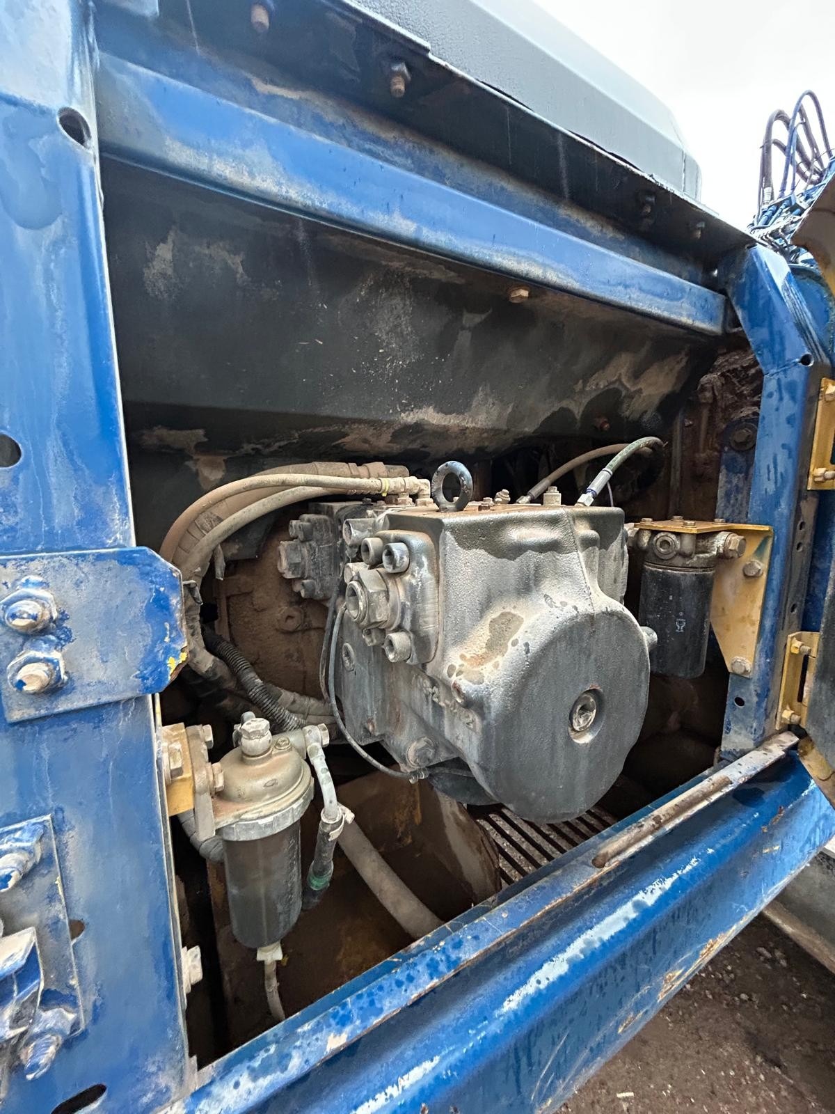 Komatsu PC210 LC-7 – Bild 8