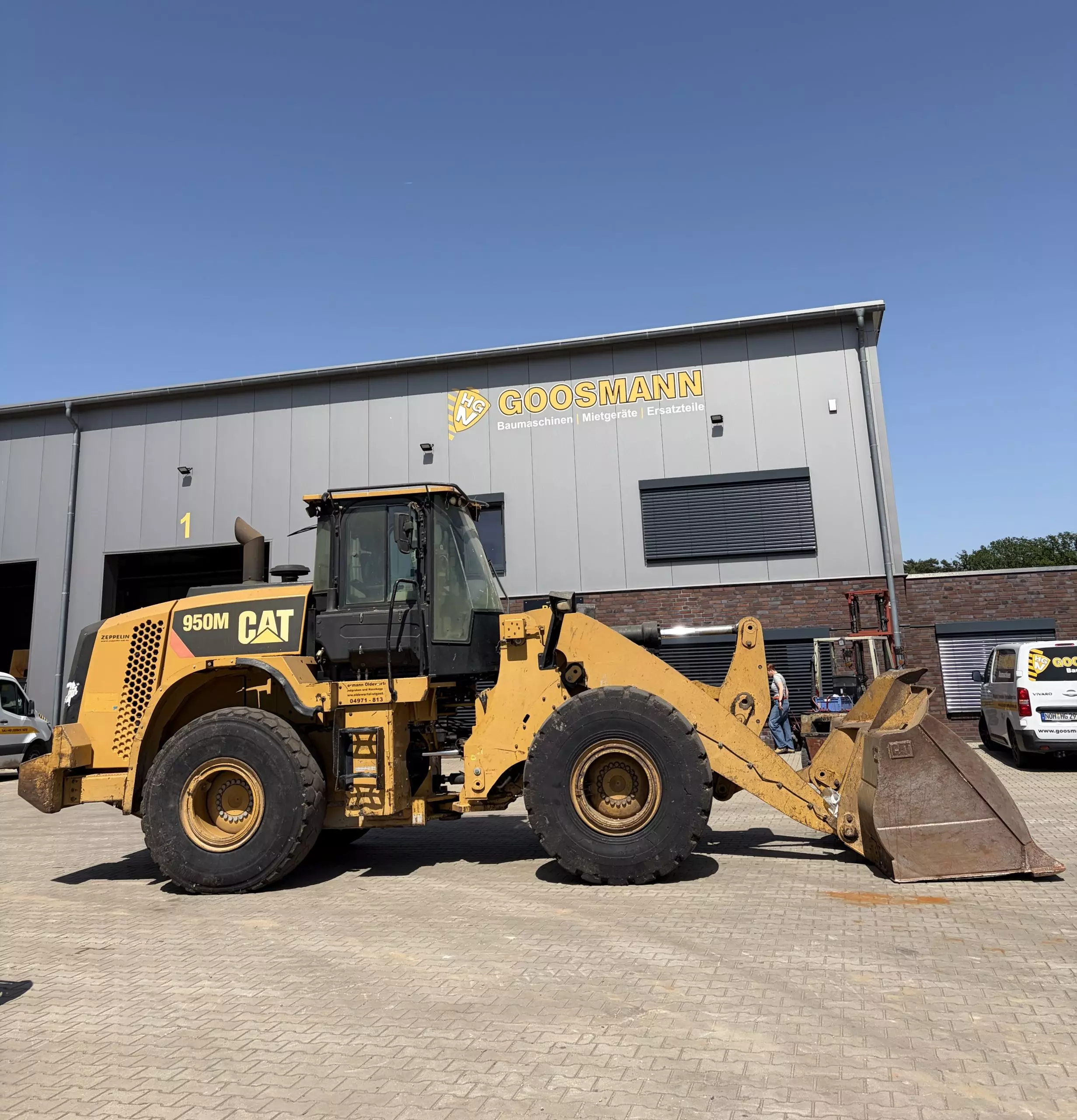 CAT 950M