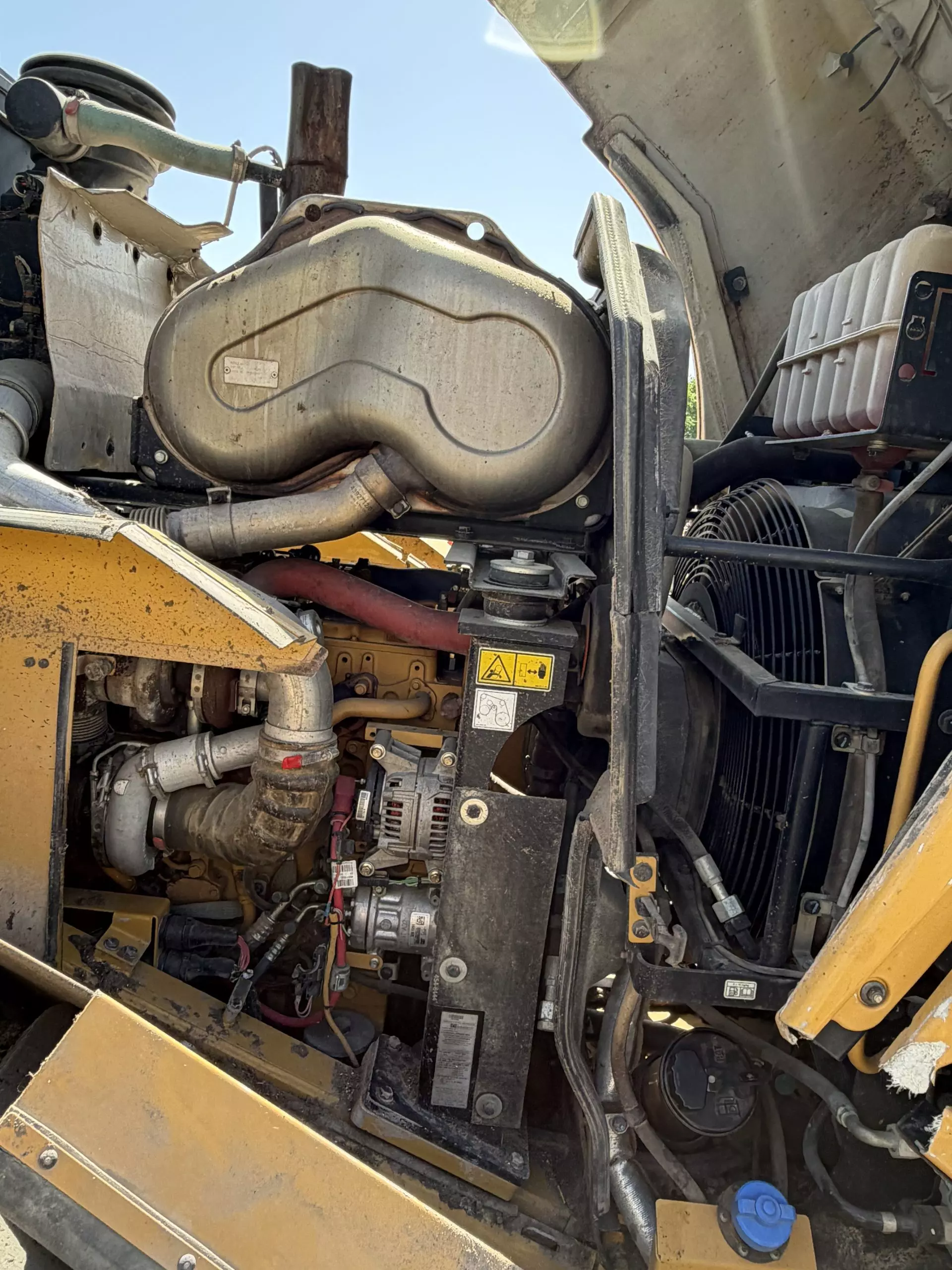 CAT 950M – Bild 10
