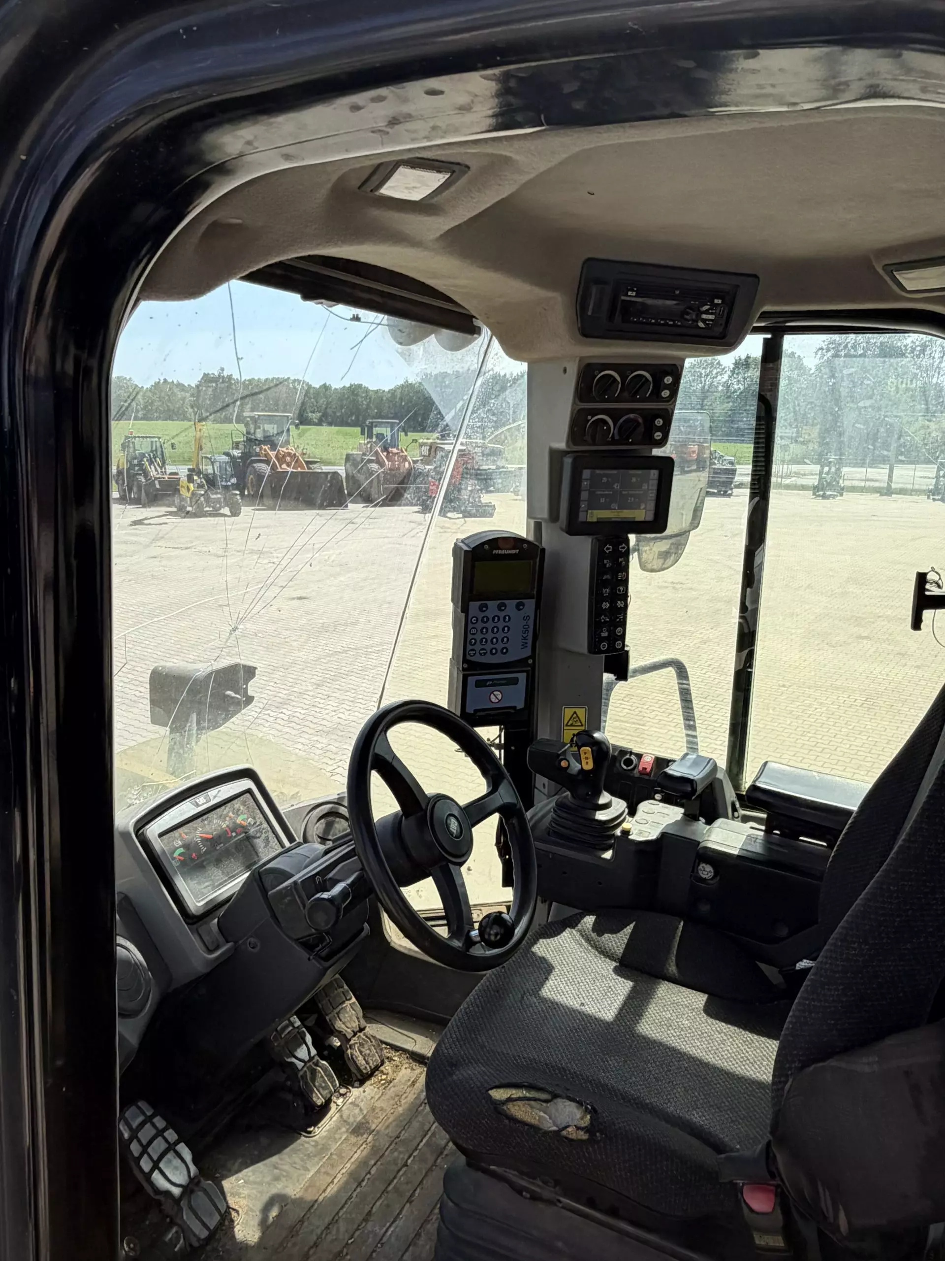 CAT 950M – Bild 12