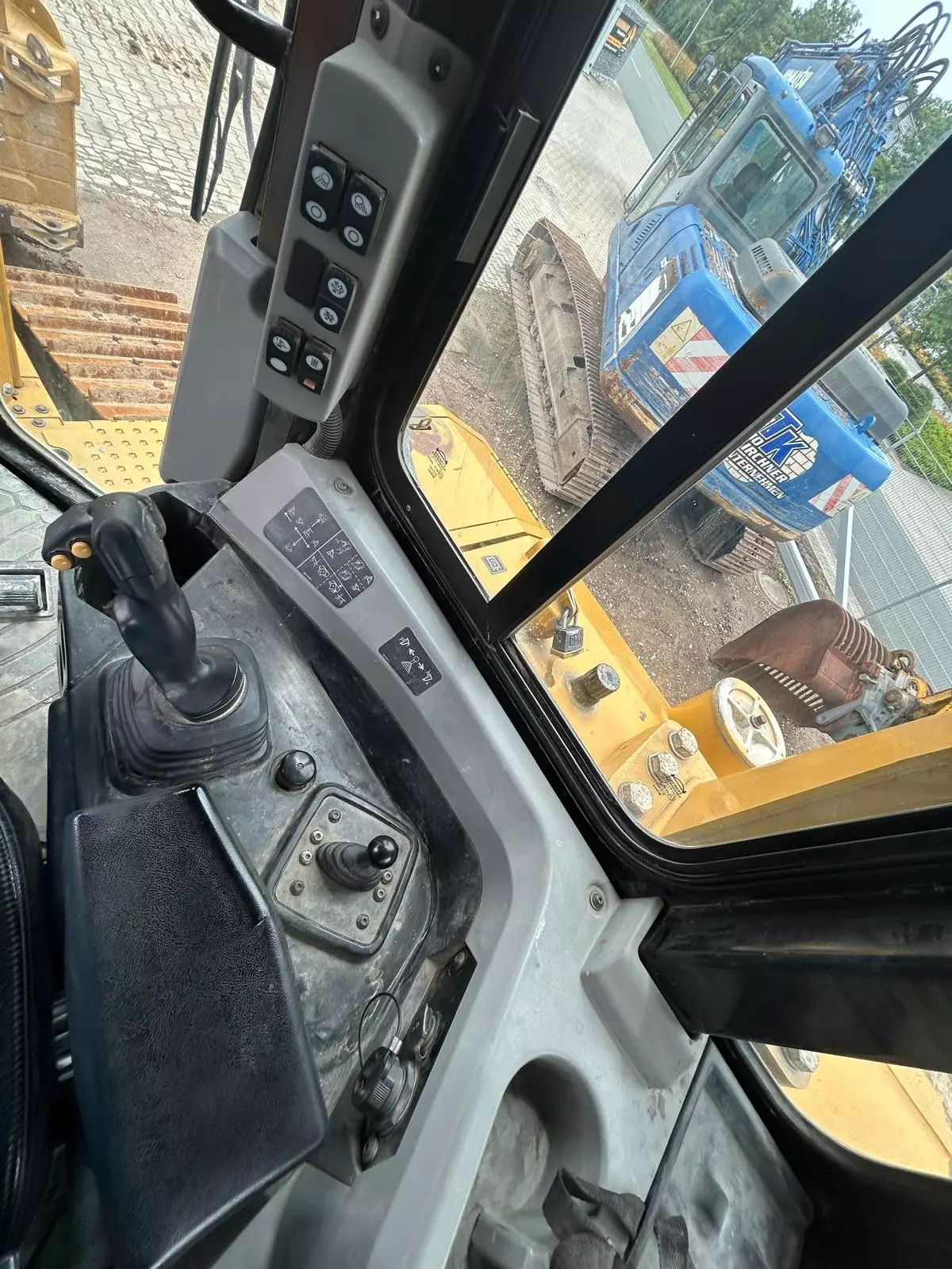 Cat D6 TXW – Bild 16
