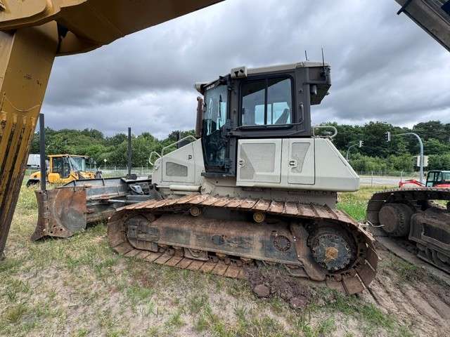 Komatsu D51PX-22