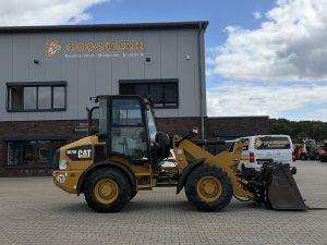 CAT 907M