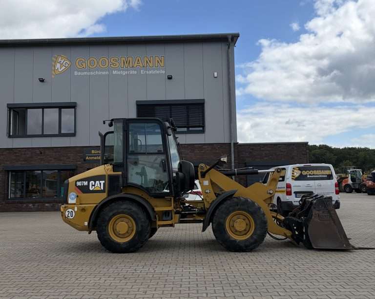 CAT 907M
