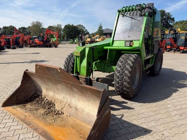 Merlo P32.7